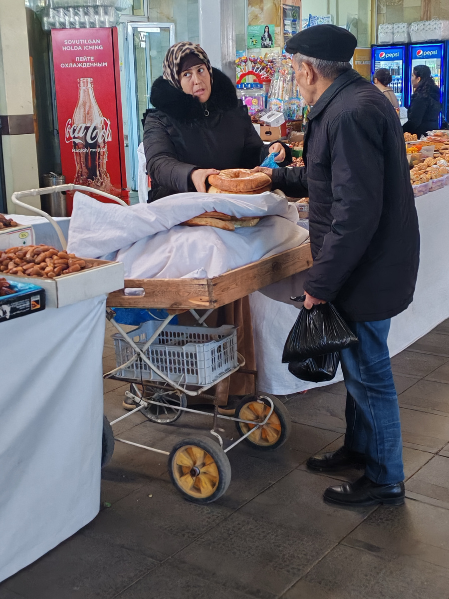 Неожиданный случай на базаре#