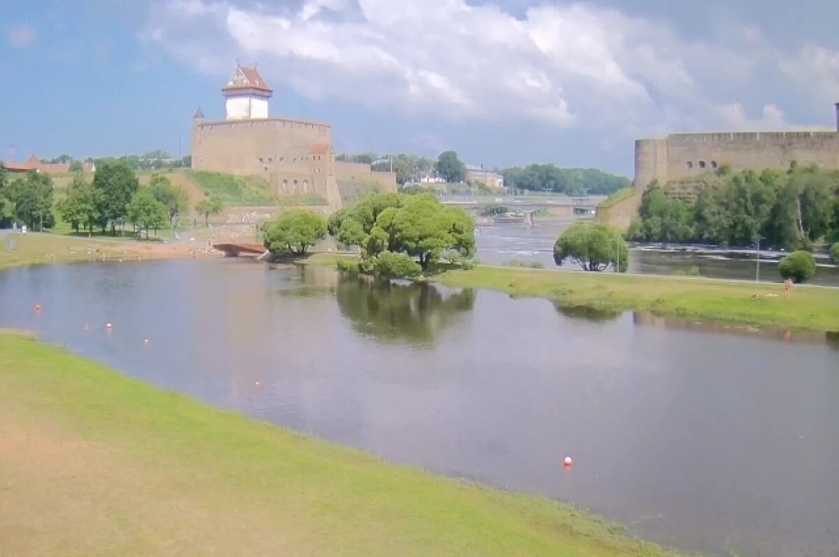    В Эстонии оштрафовали рыбака за советские символы на лодке