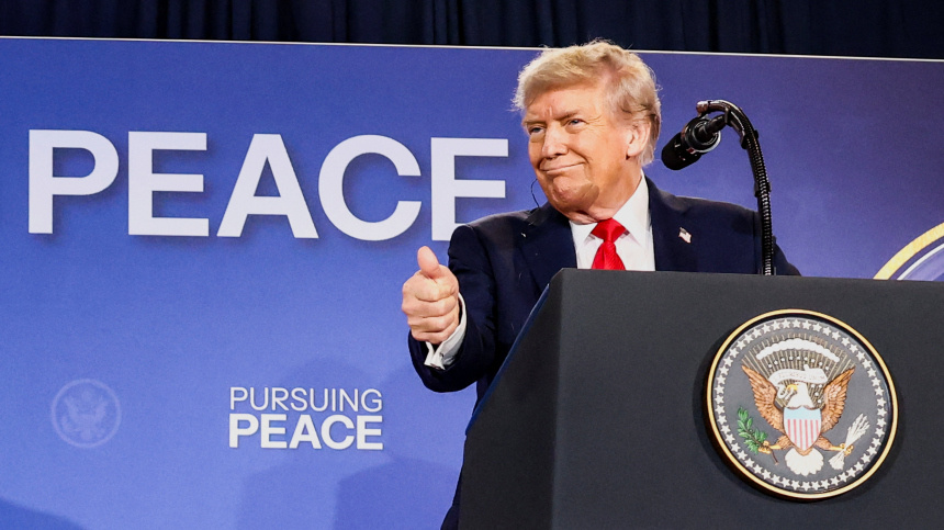    Фото: Reuters/Kevin Lamarque