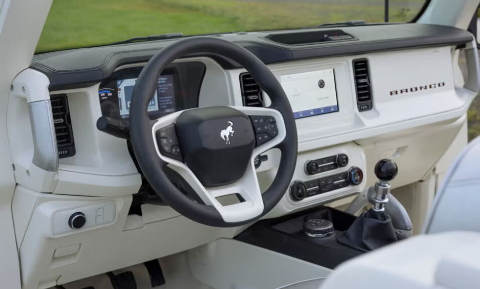   Ford Bronco Roadster Concept