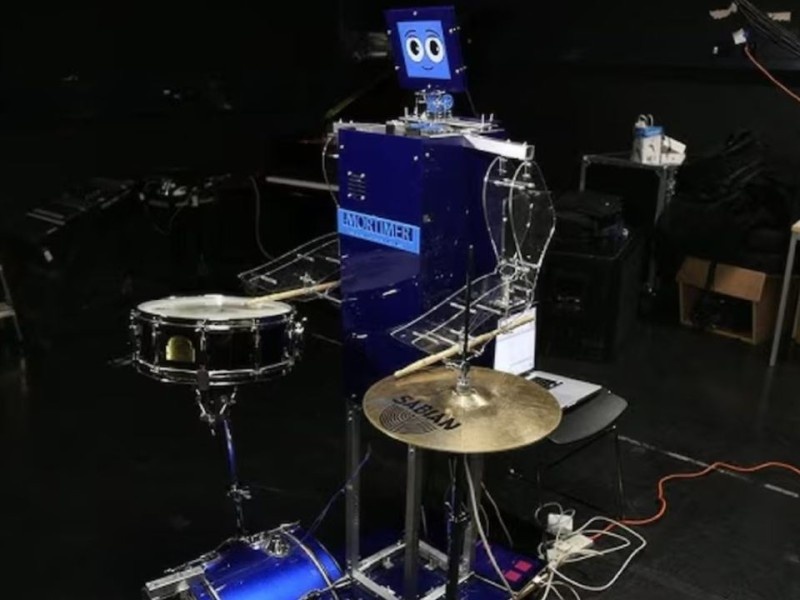    Учёные создали Robot Drummer — робота, способного прекрасно играть на барабанах