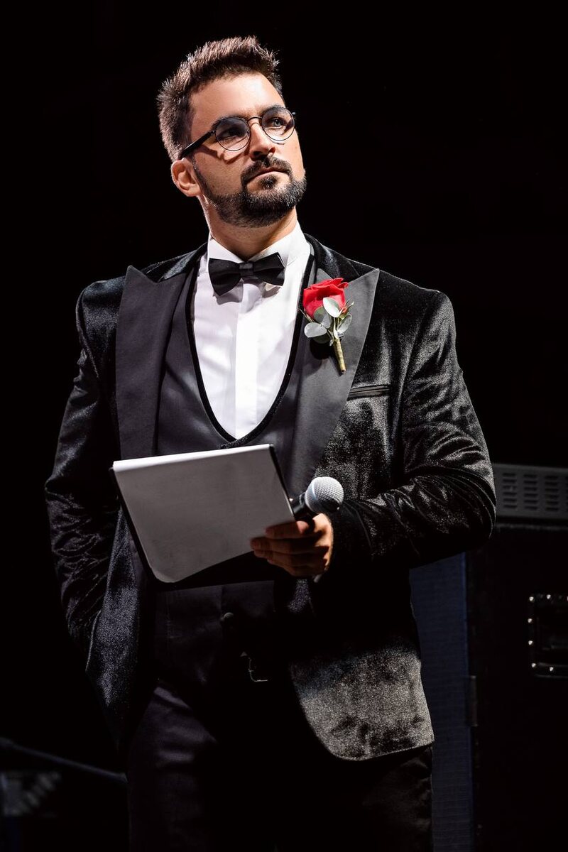 Шагаров Андрей - ведущий корпоративных событий. 20 лет на сцене