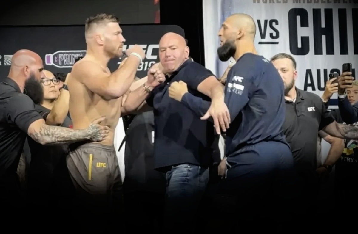 Битва взгляов: Чимаев vs Дю Плесси