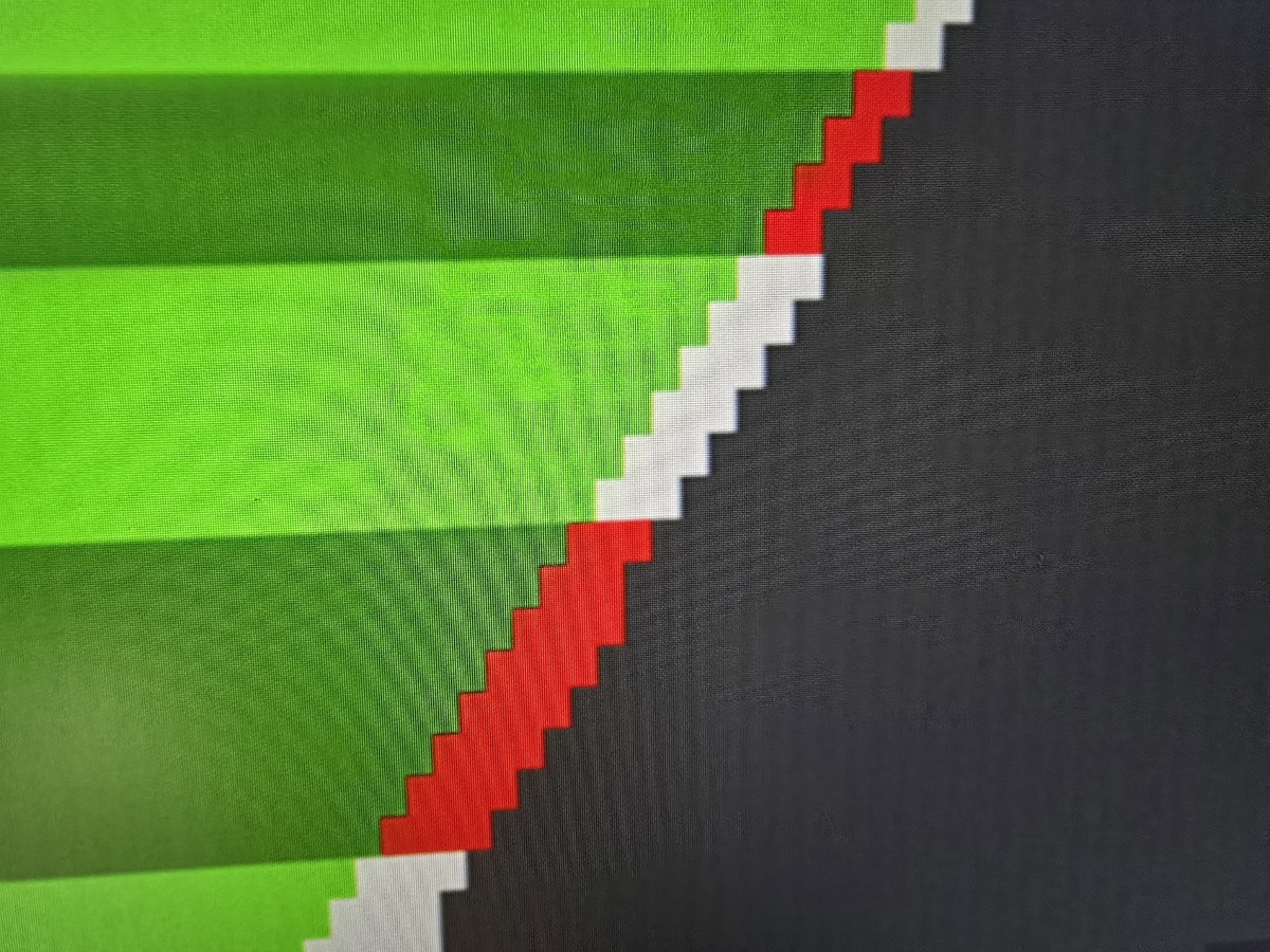 Высокое качество отображения с низкой производительностью компьютера Gigatron TTL.