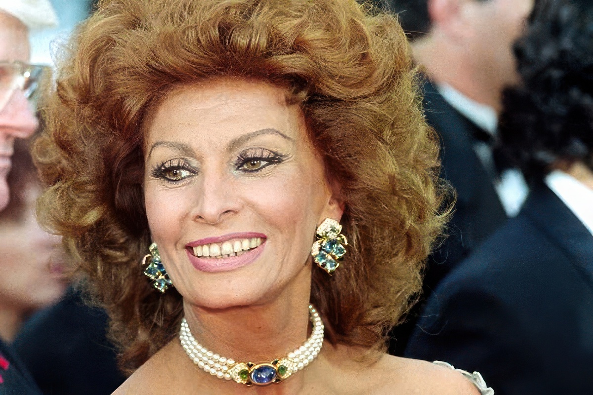 © Софи Лорен | SN APA AFP JONATHAN NOUROK