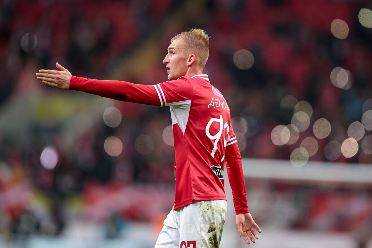 Даниил хлусевич и Даниил Денисов