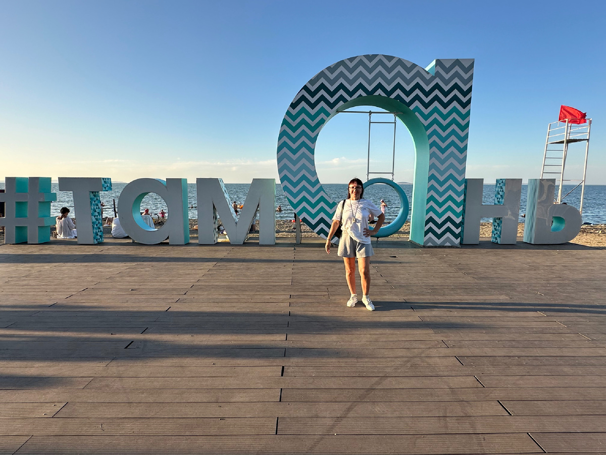 Мы в Тамани. Набережная.