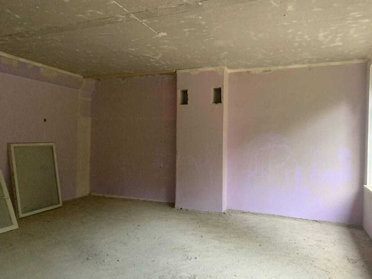 Здесь я учился в подготовительных классах по математике в 2004 году