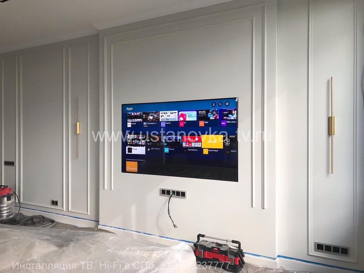 Пример установки телевизра в нишу командой Установка-ТВ.