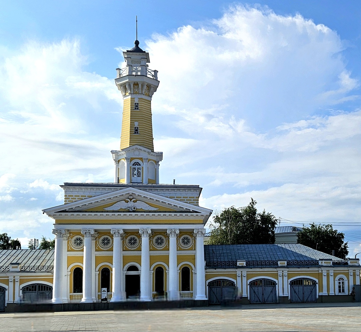 Пожарная каланча. Кострома. Памятник архитектуры. А об архитектуре читаем дальше 😉