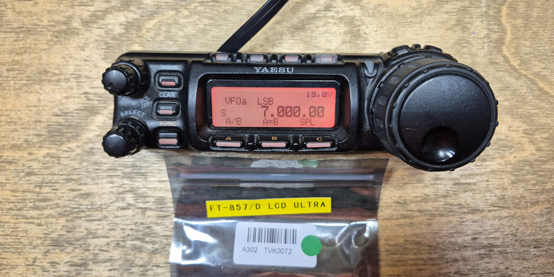 Новый дисплей в YAESU FT-857D