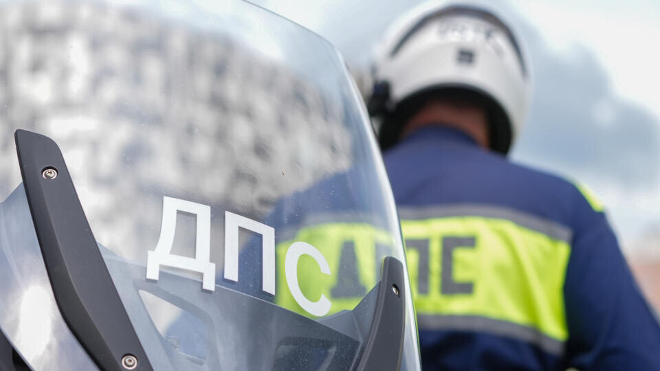     Трое человек погибли в ДТП с микроавтобусом и фурой под Красноярском ИЗВЕСТИЯ/Эдуард Корниенко