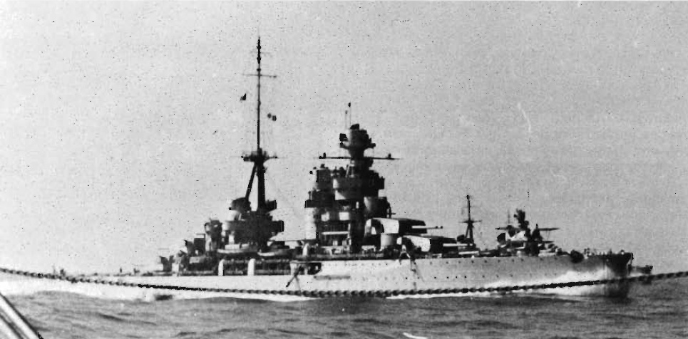 «Зара» в походе, весна 1941 года, один из последних снимков крейсера