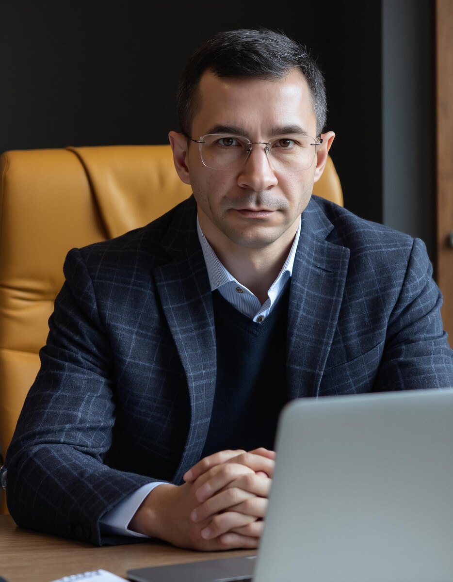 Адвокат Игорь Полицаев