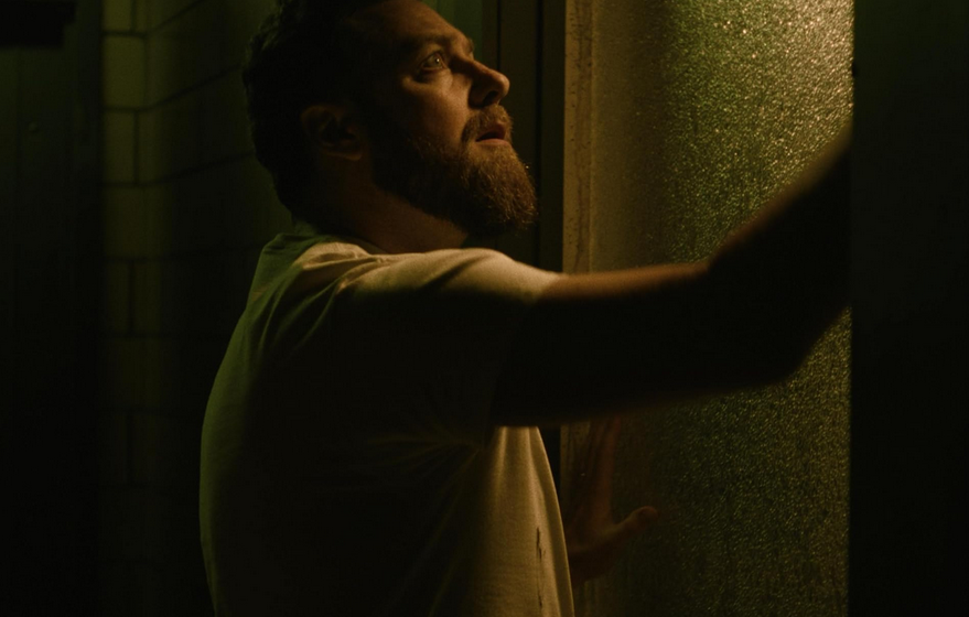 Листайте кадры.