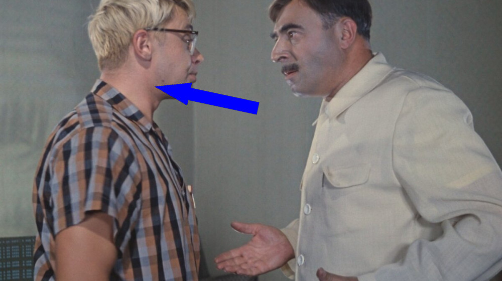    Саахов украл не только невесту, но и редкий радиокомбайн