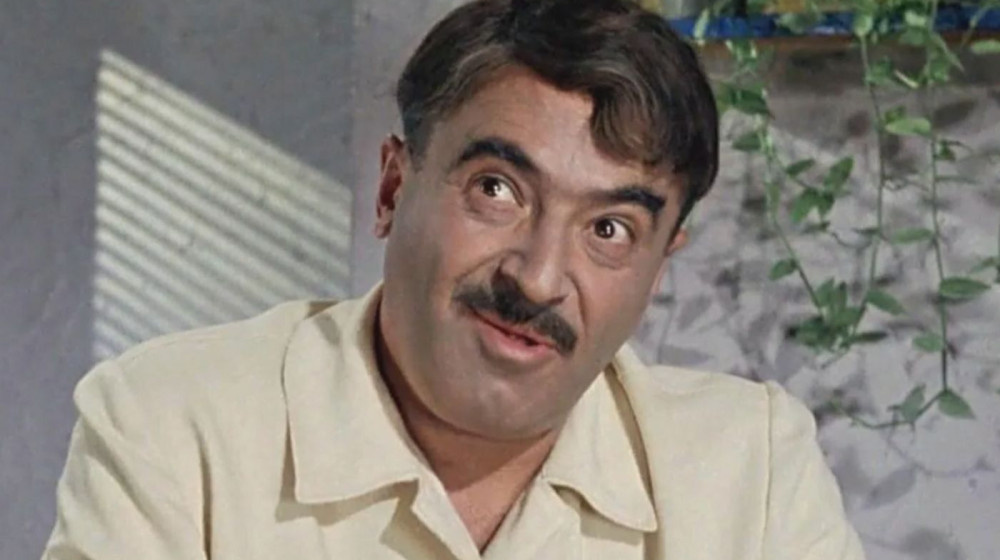    Саахов украл не только невесту, но и редкий радиокомбайн