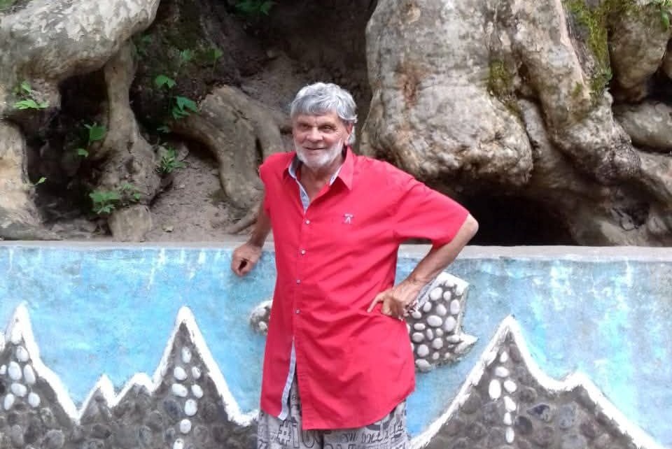 Тимур Зульфикаров
Фото: из личного архива писателя