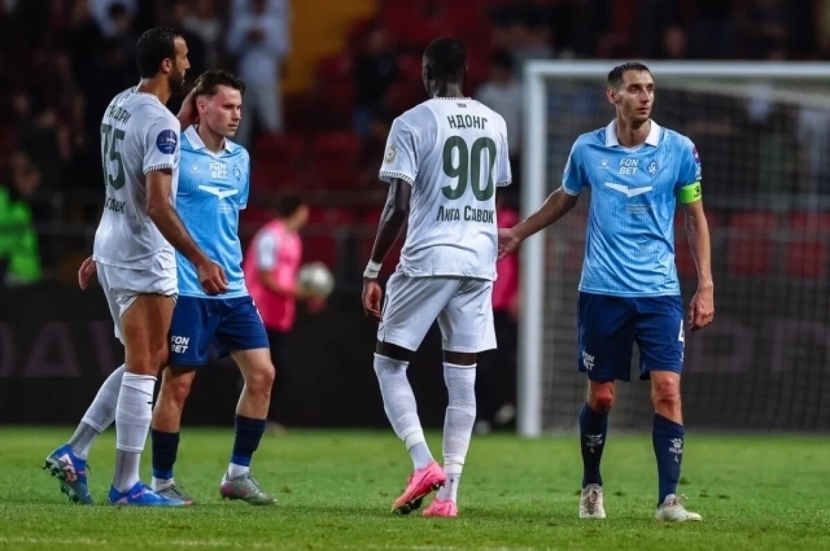    «Крылья Советов» в Грозном уступили «Ахмату» со счётом 3: 1