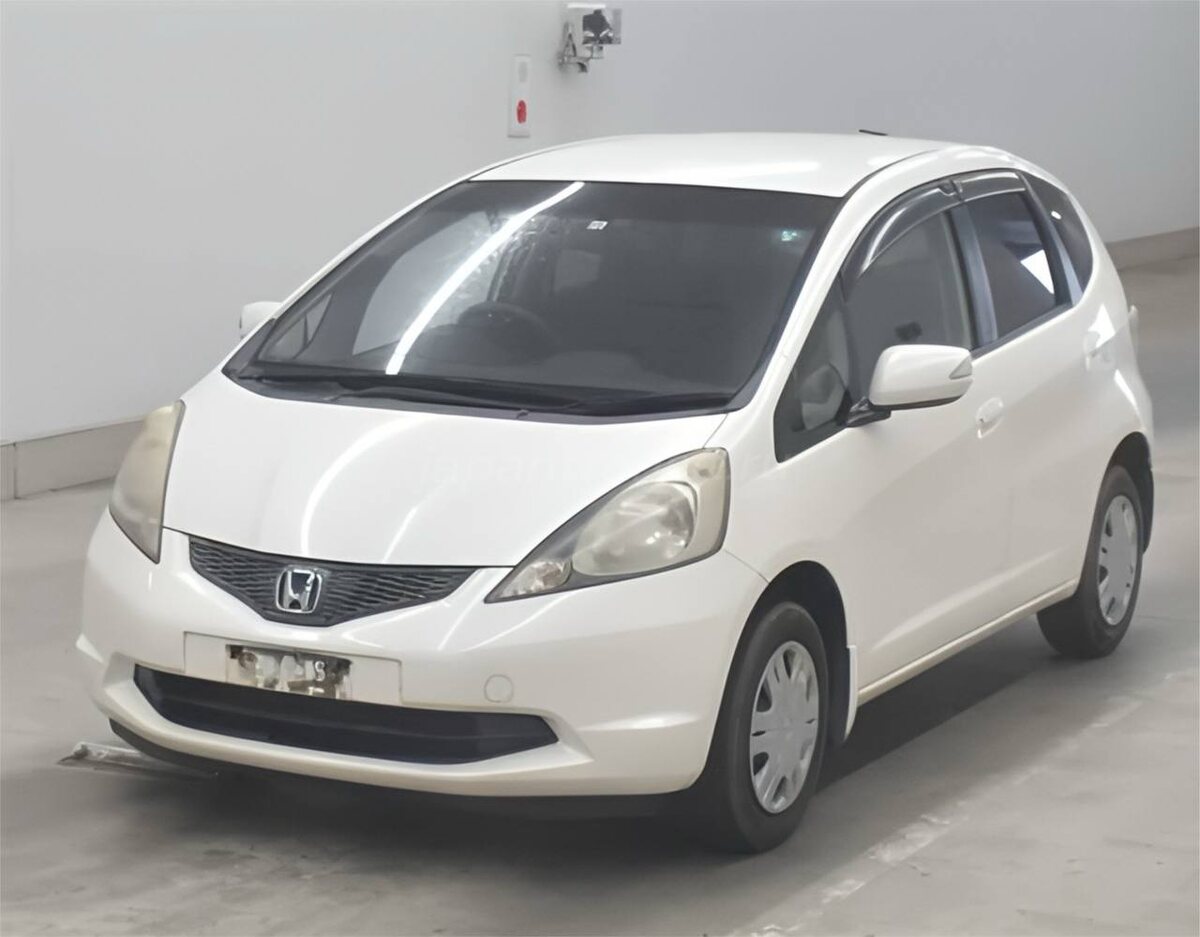 Honda Fit. Источник: скриншот из Телеграмм канала "Япония Транзит"