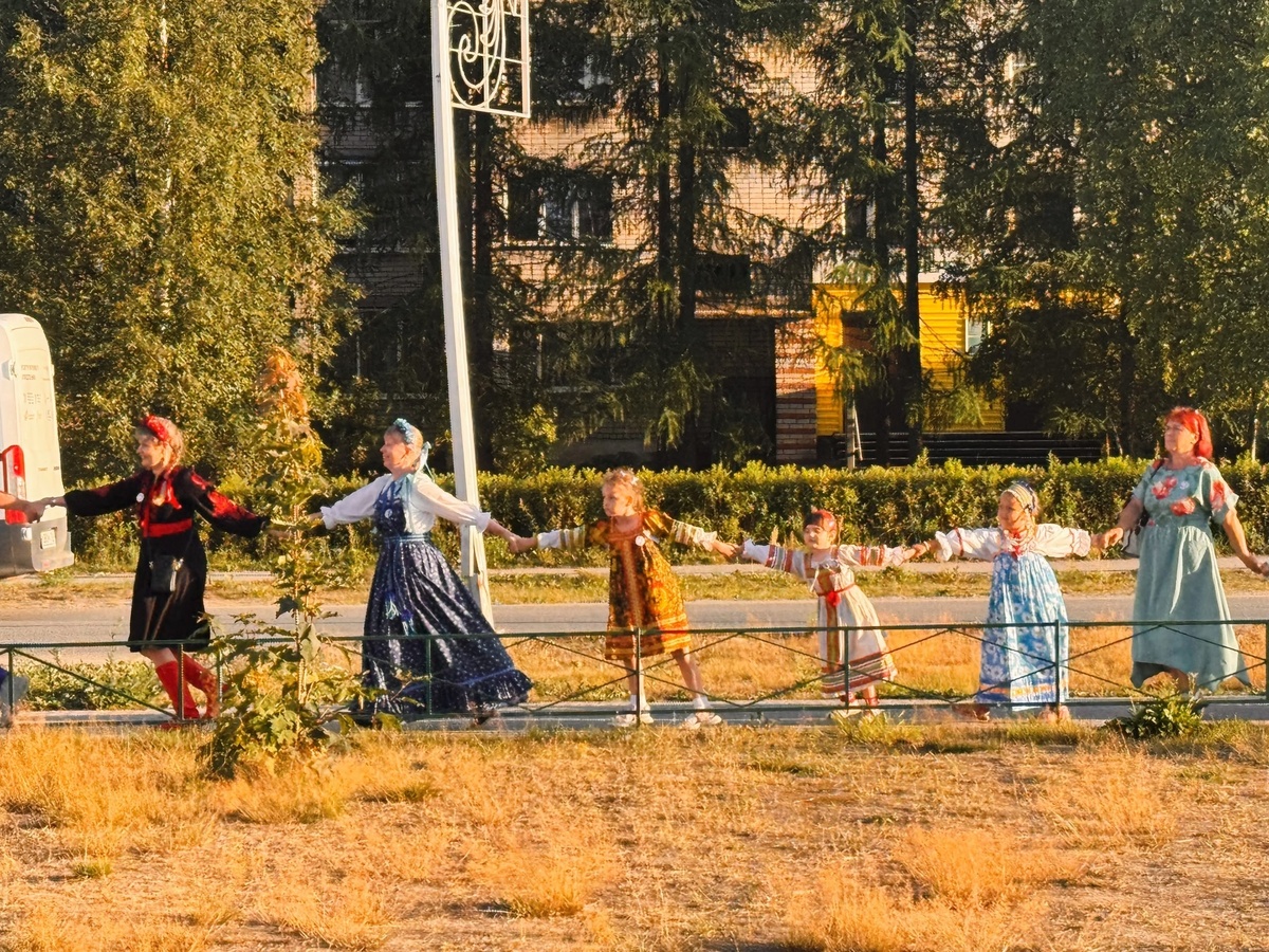    Хоровод мира организовали в ПудожеАдминистрация Пудожского района