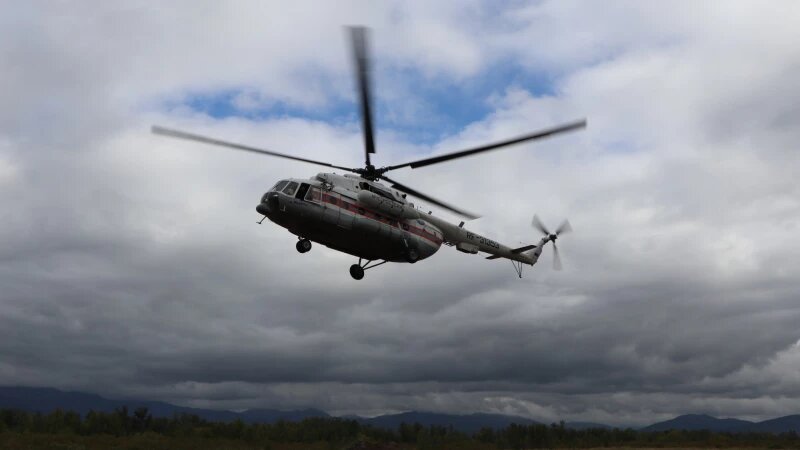     Вертолет Ми-8 МЧС России. 49.mchs.gov.ru