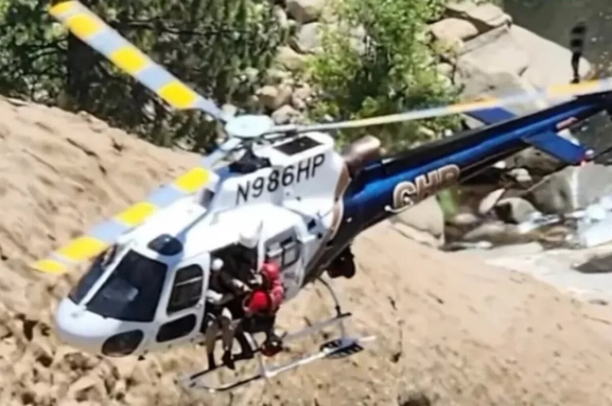    В США спасли туриста, который два дня не мог выбраться из горного водопада