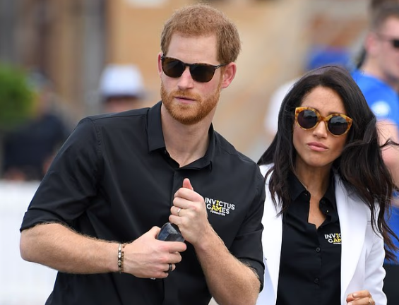 Склонность Меган Маркл к контролю. Как герцогиня стремилась управлять каждым аспектом своей жизни