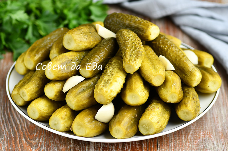 Очень хрустящие! Соленые огурцы в банках, как бочковые (рецепт проверен годами)