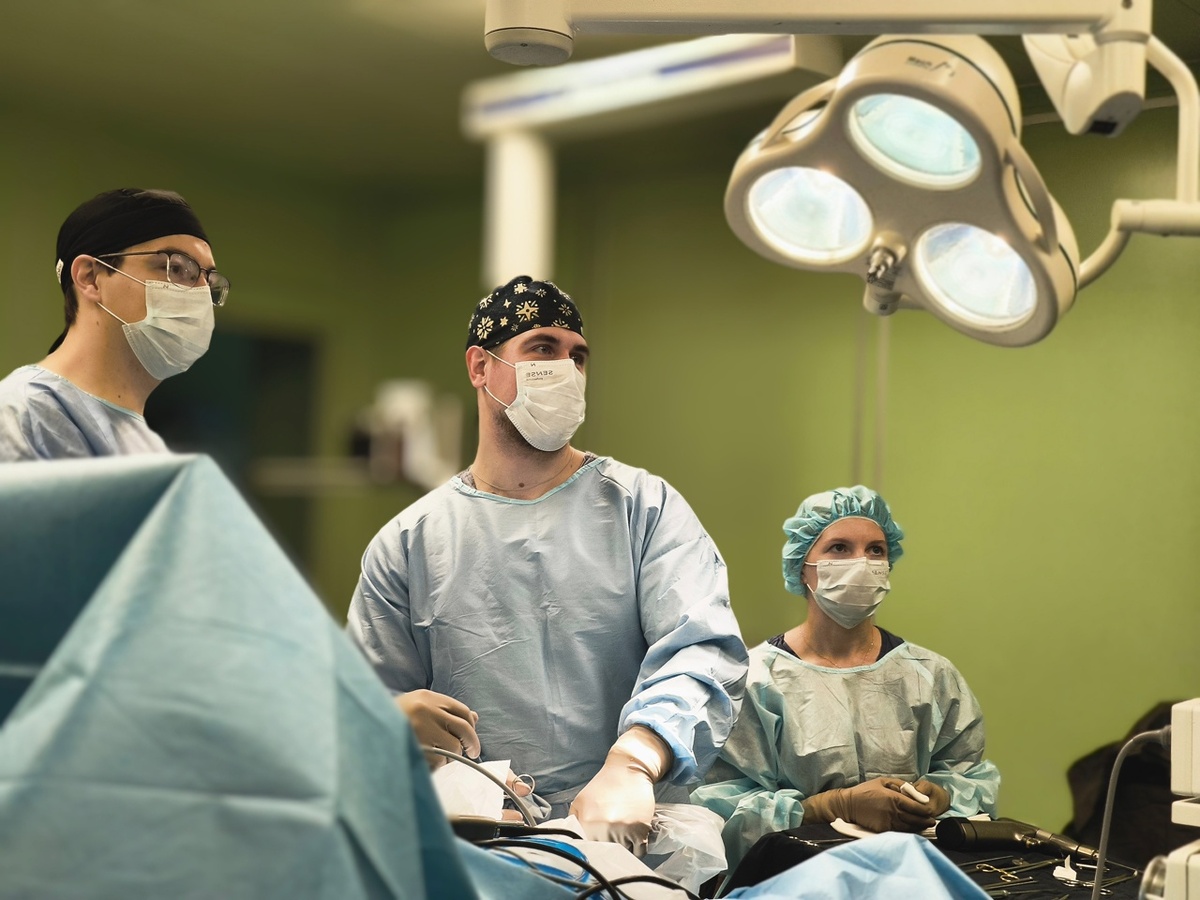 Артроскопия — востребованный вид ВМП. В течение года в отделении ННИИТО проводится около 1200 таких операций