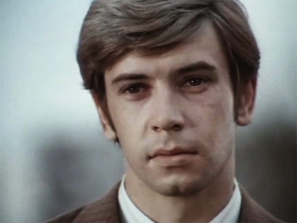 Михаил Поляк - Марк. Кадр из фильма "Жили три холостяка" (1973)