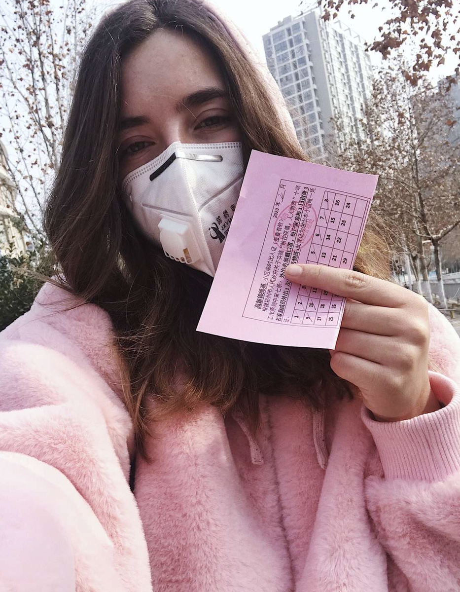 Первый выход по талону. Удачно совпали цвета розового настроения.