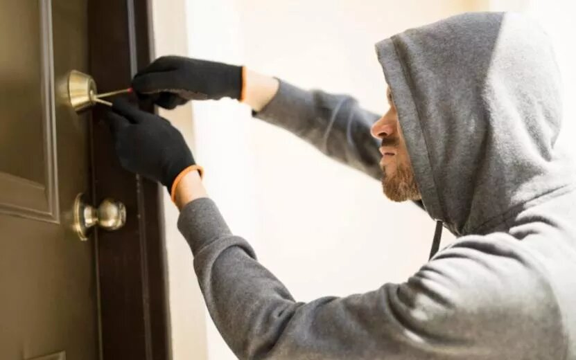    Опрос IZHLIFE: 57% ижевчан никак не защищают жилье от домушников