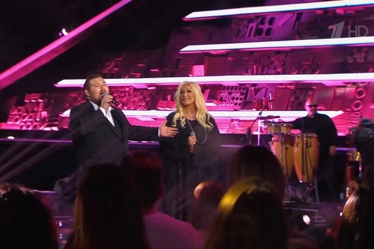    Певец из Идрицы спел с Таисией Повалий в финале «Перепой звезду» на Первом