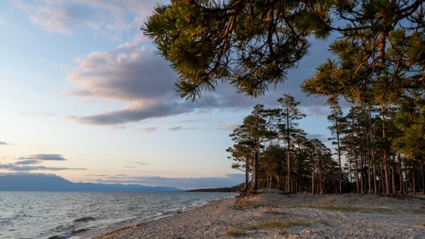 Пляж вблизи поселка Усть-Баргузин