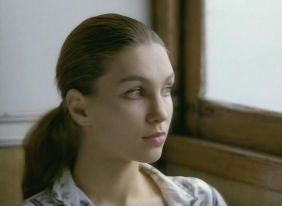 Светлана Боровская в фильме «Вальсирующие наверняка», 1994
