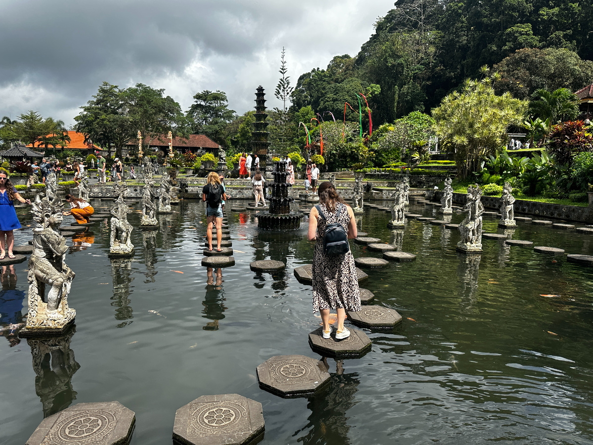 Водный дворец Тирта Гангга