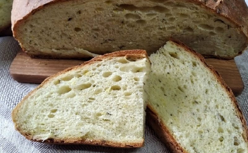 Кабачковый хлеб: мягкая летняя выпечка с неожиданным вкусом