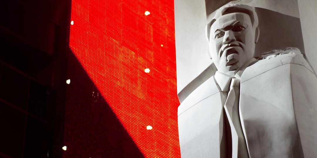 Ельцин Центр напрямую связан с самым известным предателем России. Телень не зря рвётся в Израиль