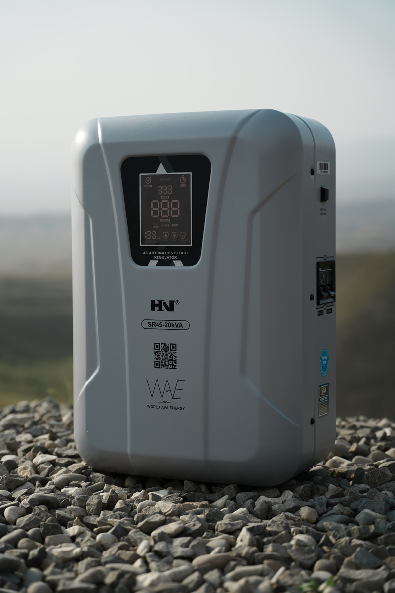 Стабилизатор напряжения HN SR45 20 kVa является идеальным решением для тех,. кто ценит высокое качество и надежность. Он станет незаменимым помощником в защите бытовой техники, компьютеров, офисного оборудования и другого чувстви-тельного к скачкам напряжения электрооборудования. Благодаря своим уникальным характеристикам, он предотвращает сбои и повреждения, вызванные перепадами напряжения в сети.
Данная модель отличается своей простотой в использовании. Она легко монтируется и подключается, не требуя специальных знаний и навыков. Все необходимые подключения осуществляются через стандартные разъемы, что делает процесс установки быстрым и удобным.
Необходимо подчеркнуть, что стабилизатор HN SR45 20 kVa предназначен для домашнего использования. Однако, благодаря своей высокой эффективности и производительности, он может применяться и в небольших коммерческих помеще-ниях, таких как офисы, магазины.
Важно понимать, что данный продукт соответствует всем современным требованиям безопасности и качества. Он прошел все необходимые испытания и сертифика-ции, что подтверждает его соответствие международным стандартам.