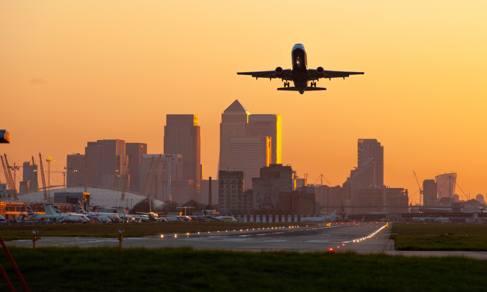 @Londons Finest Eye/Shuterstock