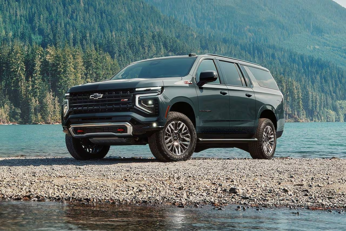 Chevrolet Suburban Z71 (2025)