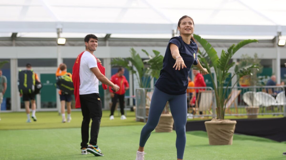 
Фото: 2024 Getty Images
Эмма Радукану и Карлос Алькарас впервые сыграют в миксте