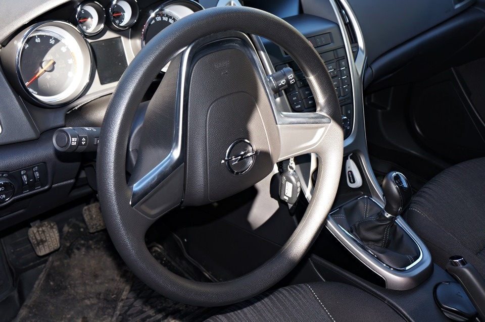 Руль, вывернутый на 180 градусов