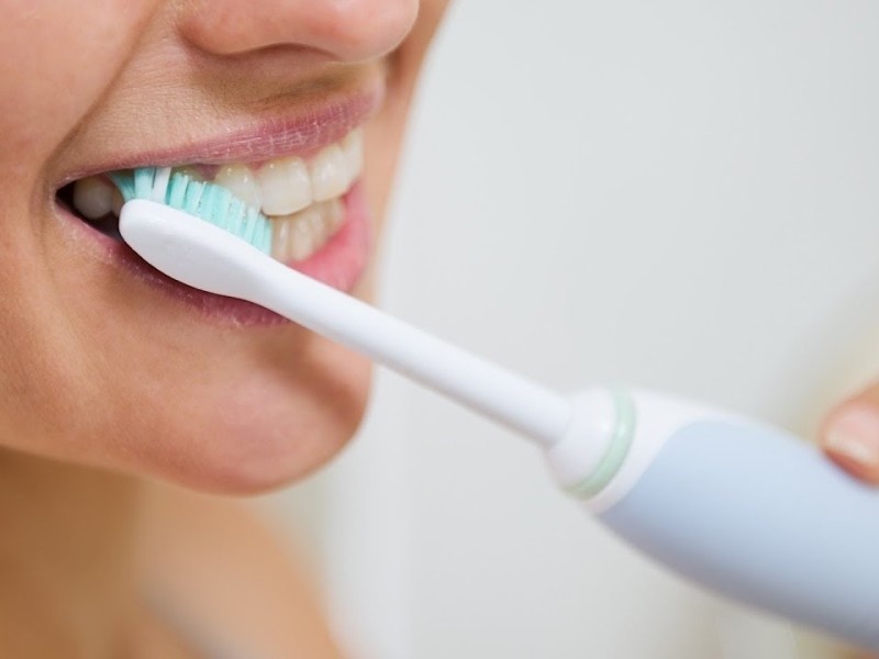    Xiaomi представила умную зубную щётку по цене флагманского смартфона