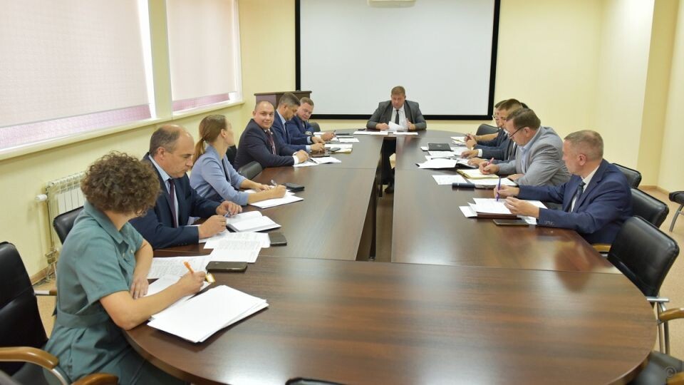    Совещание по обращения с ТКО на территории Барнаула . Источник: barnaul.org