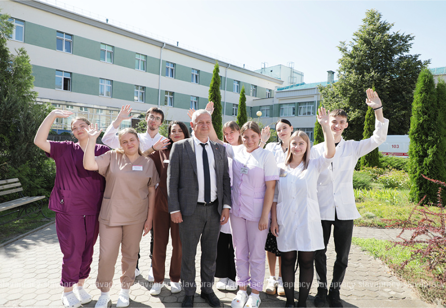     Здоровье района - в руках молодых медиков!