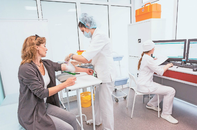    Сейчас обсуждаются возможности стоп-терапии при хронических лейкозах. Фото: АиФ/ Марина Круглякова