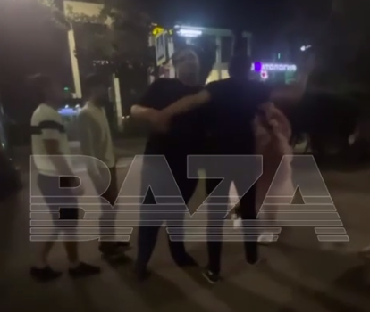 Налетел на женщину с кулаками. Фото: скрин видео/тг-канал Baza.
