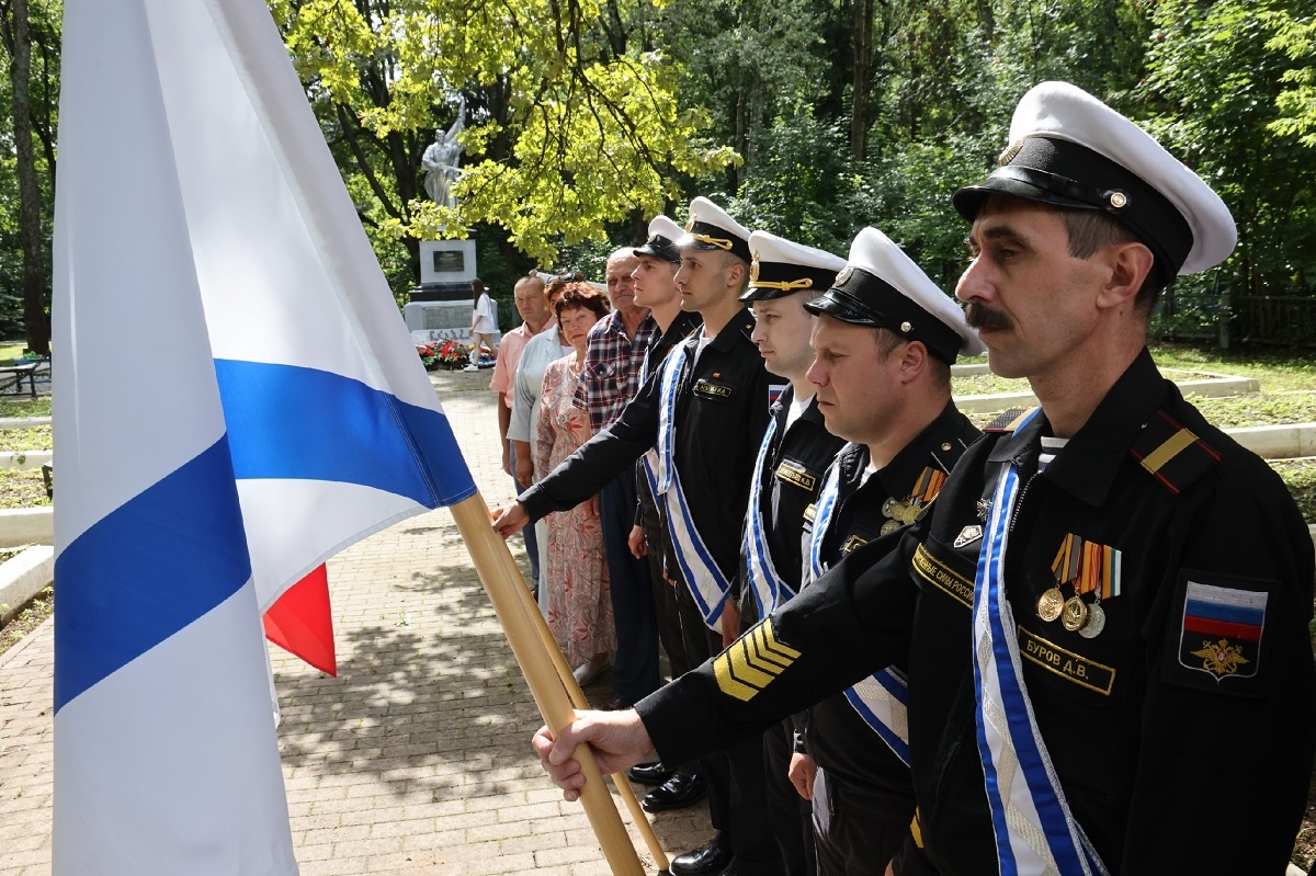   Траурный митинг прошел на нижегородском кладбище «Марьина роща»
